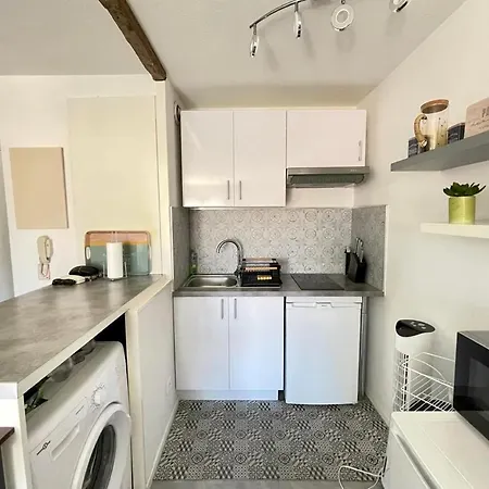 Appartement Bara ,balcony ,parking ,patte D'oie Neighborhood *