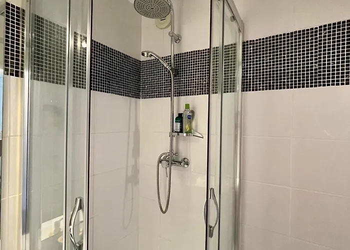 Апартаменты Bara ,balcony ,parking ,patte D'oie Neighborhood