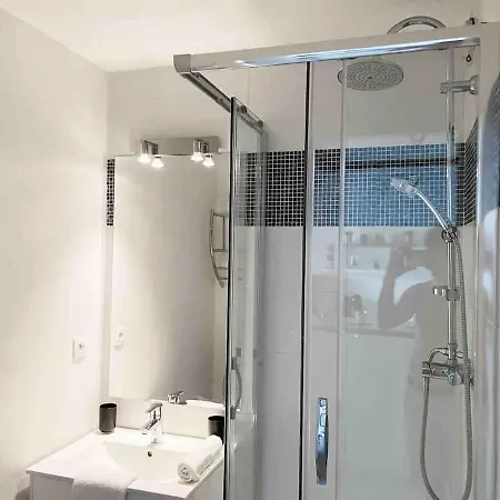 דירה Bara ,balcony ,parking ,patte D'oie Neighborhood